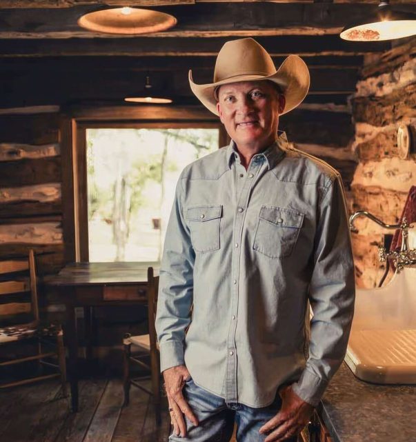 kevin-fowler-vertresize